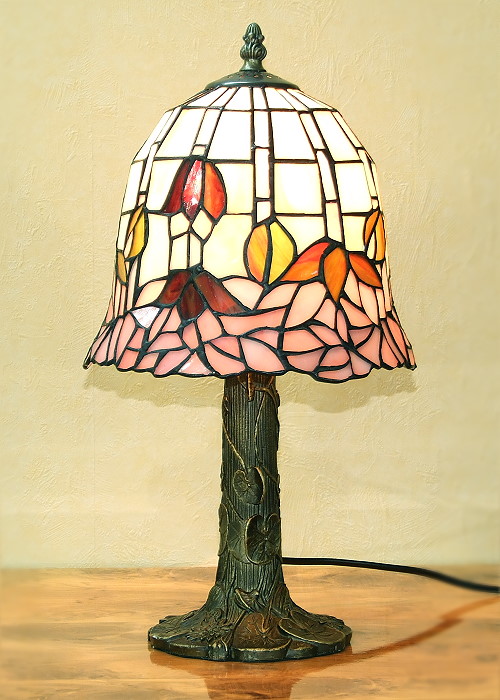 Tischleuchte im Tiffany Stil P18
