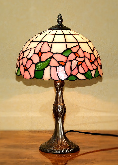 Tischleuchte im Tiffany Stil P28