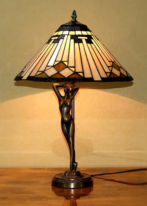 Tischleuchte im Tiffany Stil P60