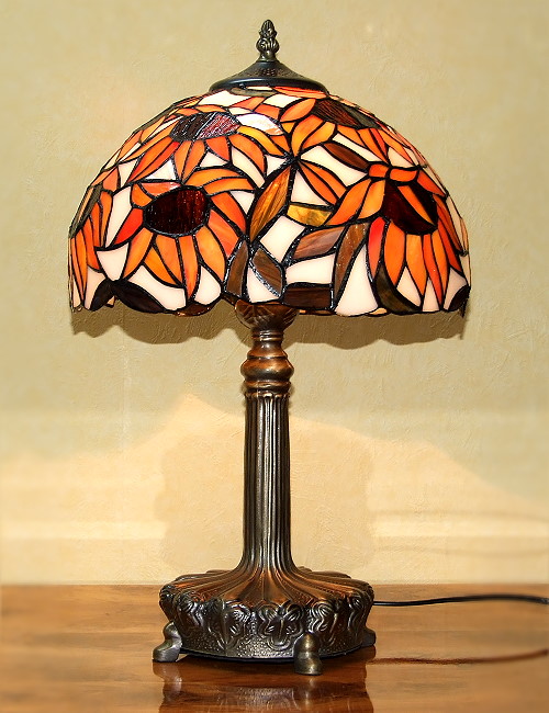 Tischleuchte im Tiffany Stil P63