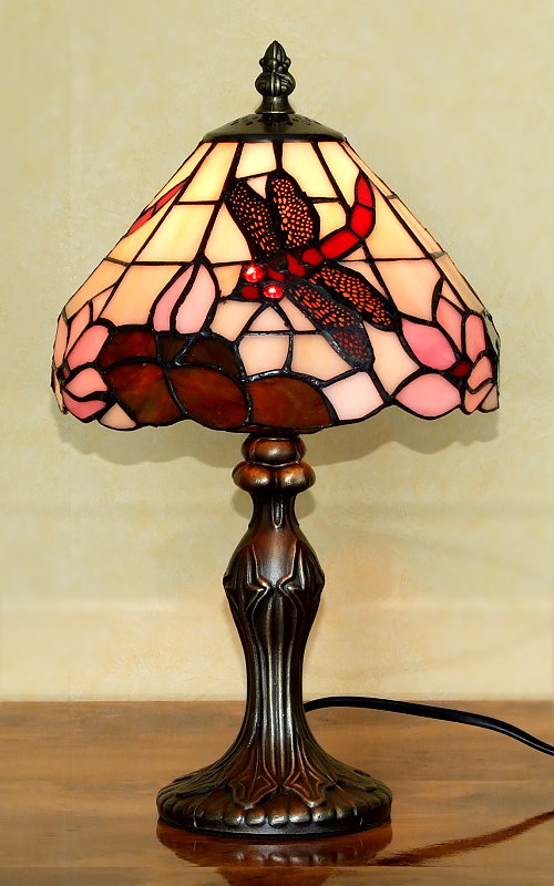 Tischleuchte im Tiffany Stil V24