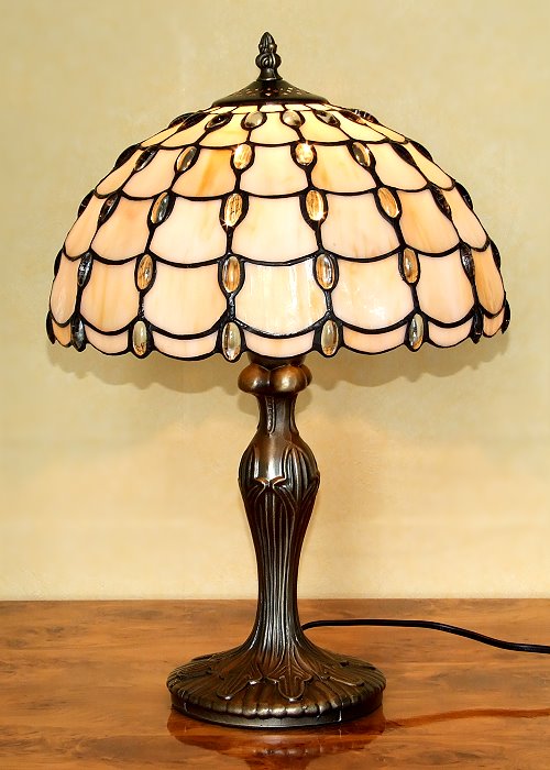 Tischleuchte im Tiffany Stil V31
