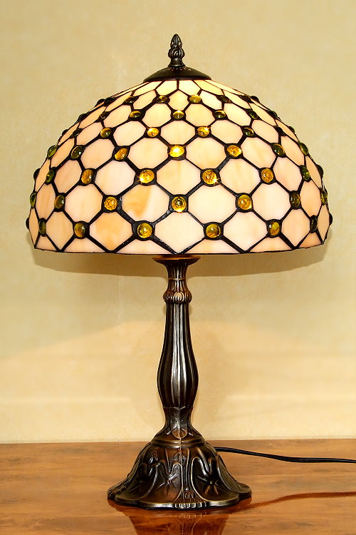 Tischleuchte im Tiffany Stil V33