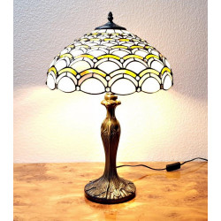 Tiffany Tischleuchte im Tiffany Stil m49