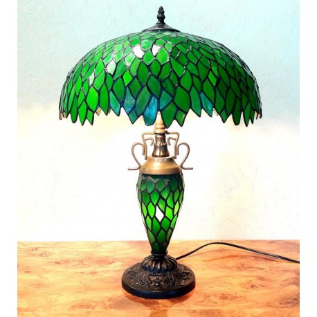 Tiffany Tischleuchte im Tiffany Stil grün beleuchteter Fuß T314