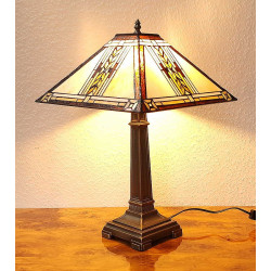 Tiffany Tischleuchte im Tiffany Stil M329