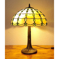 Tischleuchte im Tiffany Stil beige grün M332